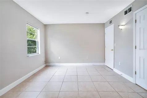 1824 Amberly Avenue Orlando FL 32822