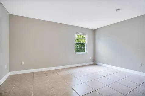 1824 Amberly Avenue Orlando FL 32822