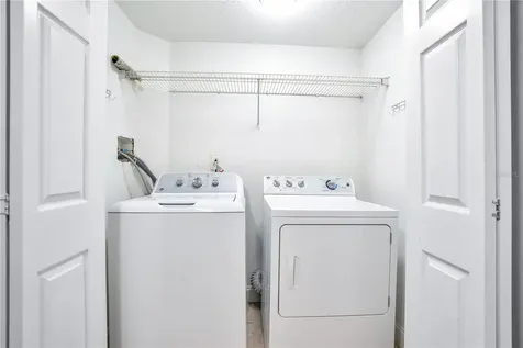 1824 Amberly Avenue Orlando FL 32822