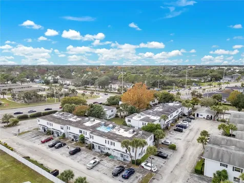 1824 Amberly Avenue Orlando FL 32822