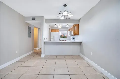 1824 Amberly Avenue Orlando FL 32822