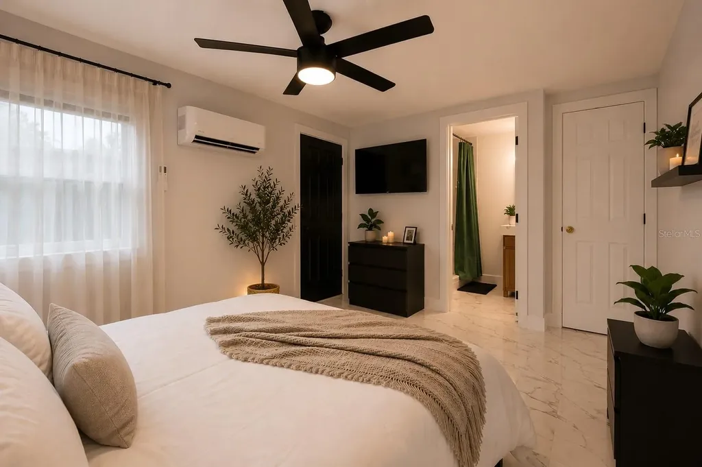 8120 Gondola Drive Orlando FL 32809