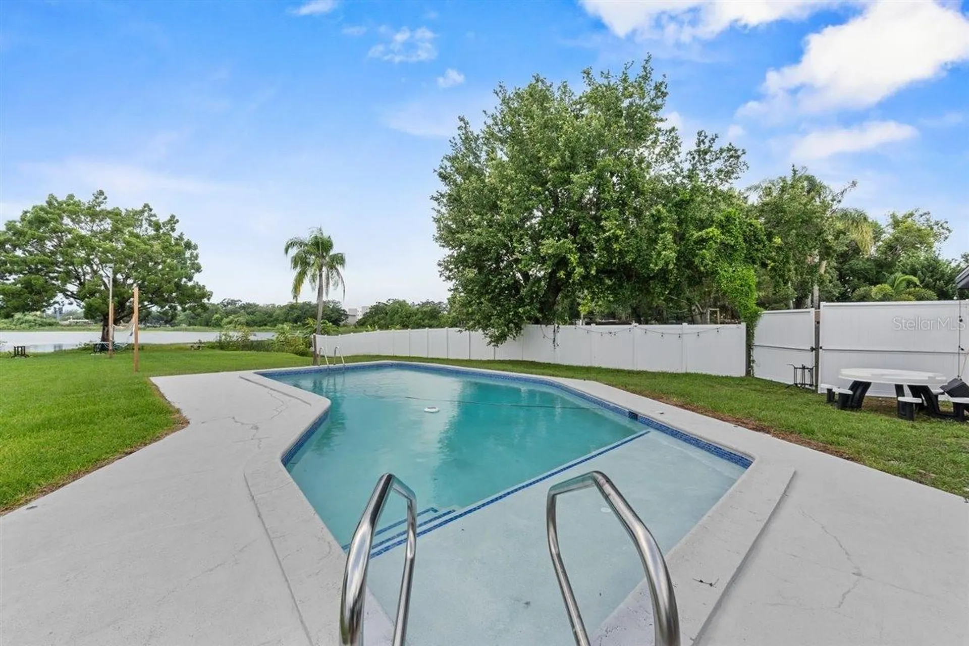 8120 Gondola Drive Orlando FL 32809