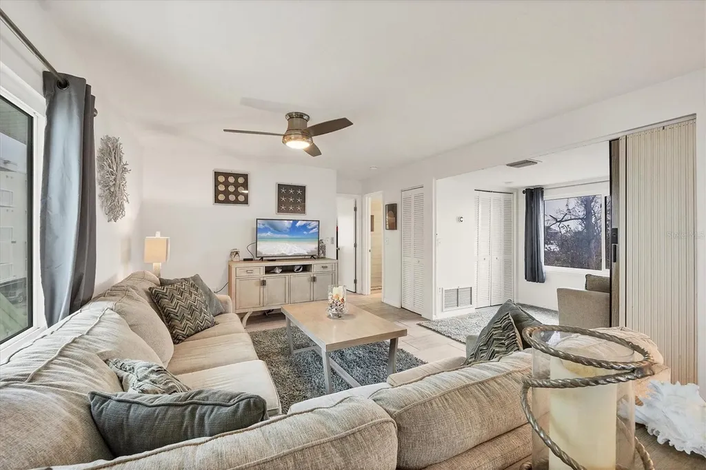 2350 N Beach Road Englewood FL 34223