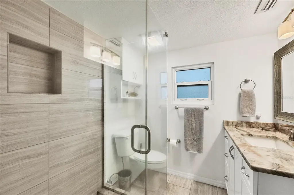 2350 N Beach Road Englewood FL 34223