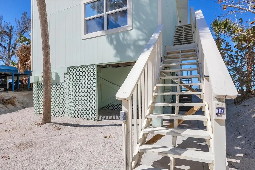 2350 N Beach Road Englewood FL 34223