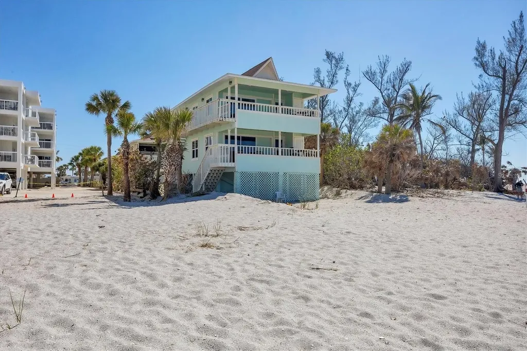 2350 N Beach Road Englewood FL 34223