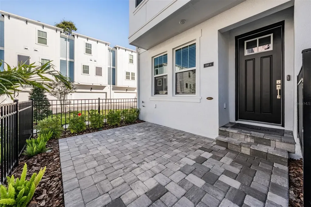 6605 N Nebraska Avenue Tampa FL 33604