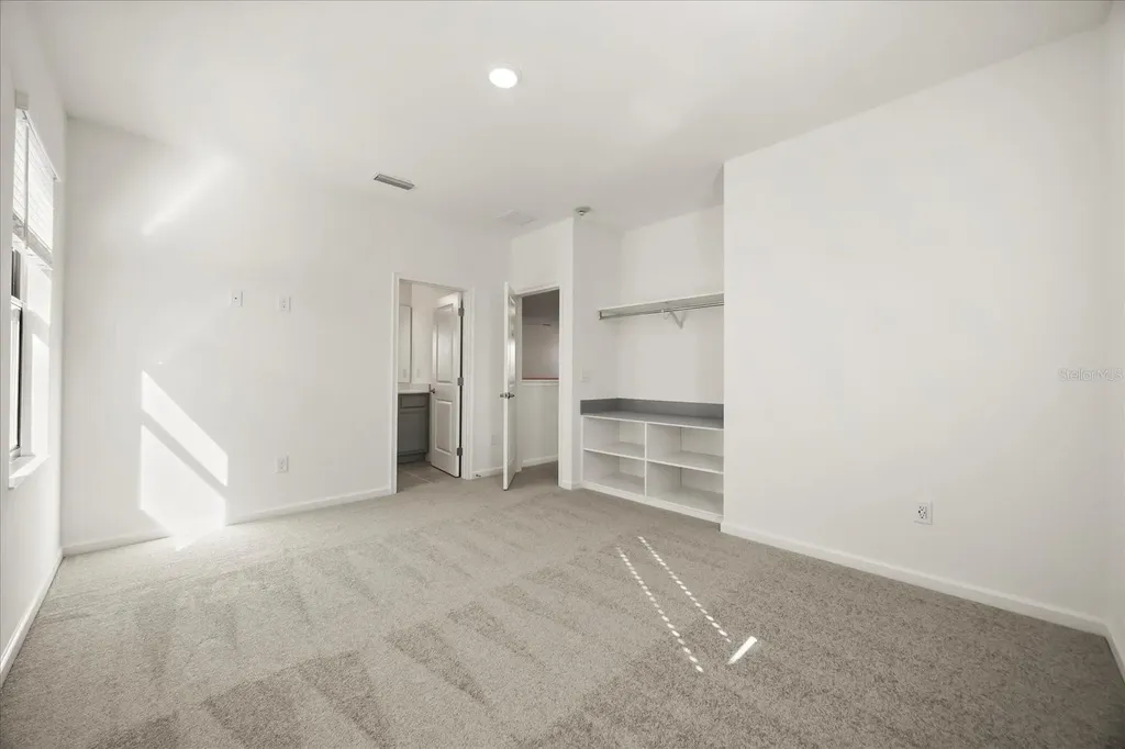 5680 High Seas Drive Orlando FL 32821