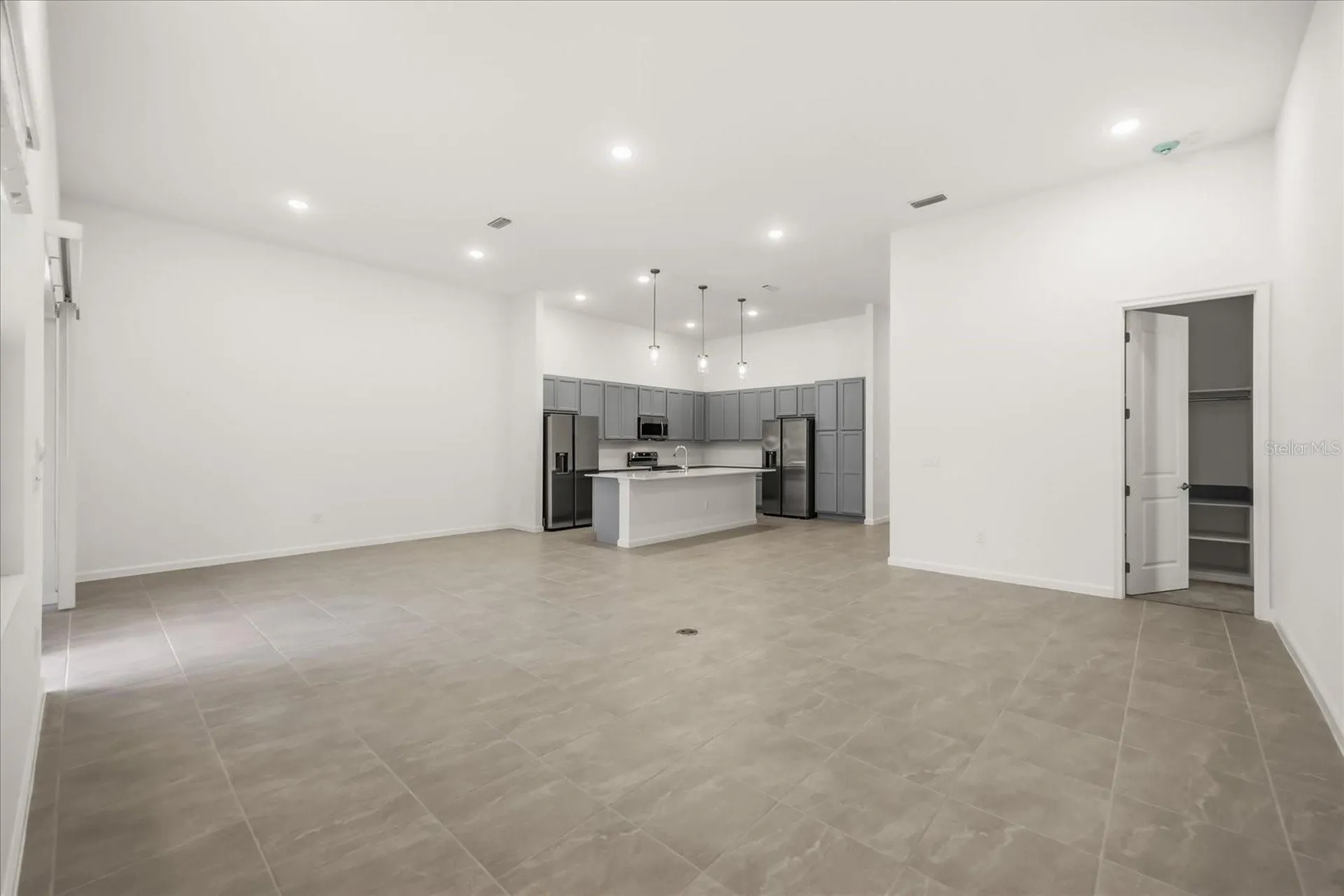 5680 High Seas Drive Orlando FL 32821