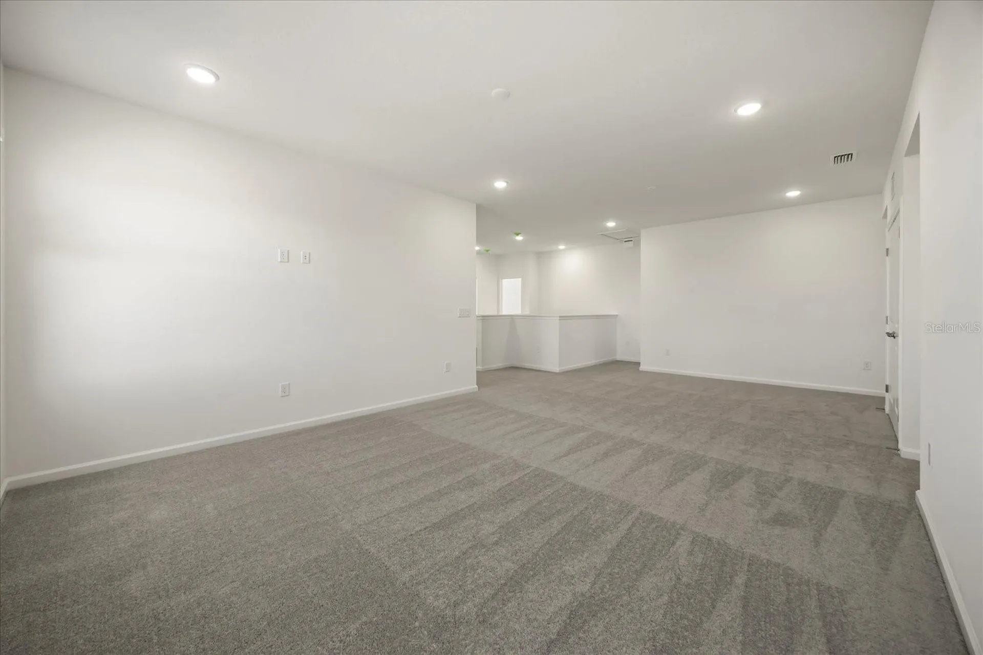5680 High Seas Drive Orlando FL 32821