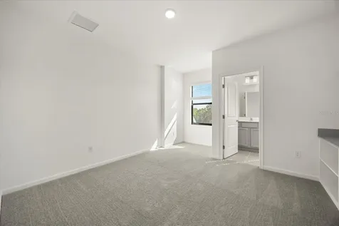 5680 High Seas Drive Orlando FL 32821