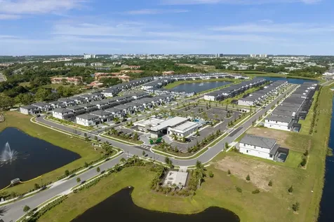 5680 High Seas Drive Orlando FL 32821