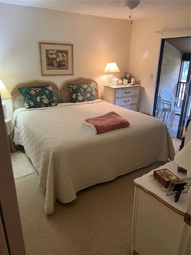 1412 Oak Place Apopka FL 32712