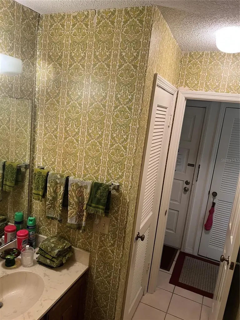 1412 Oak Place Apopka FL 32712