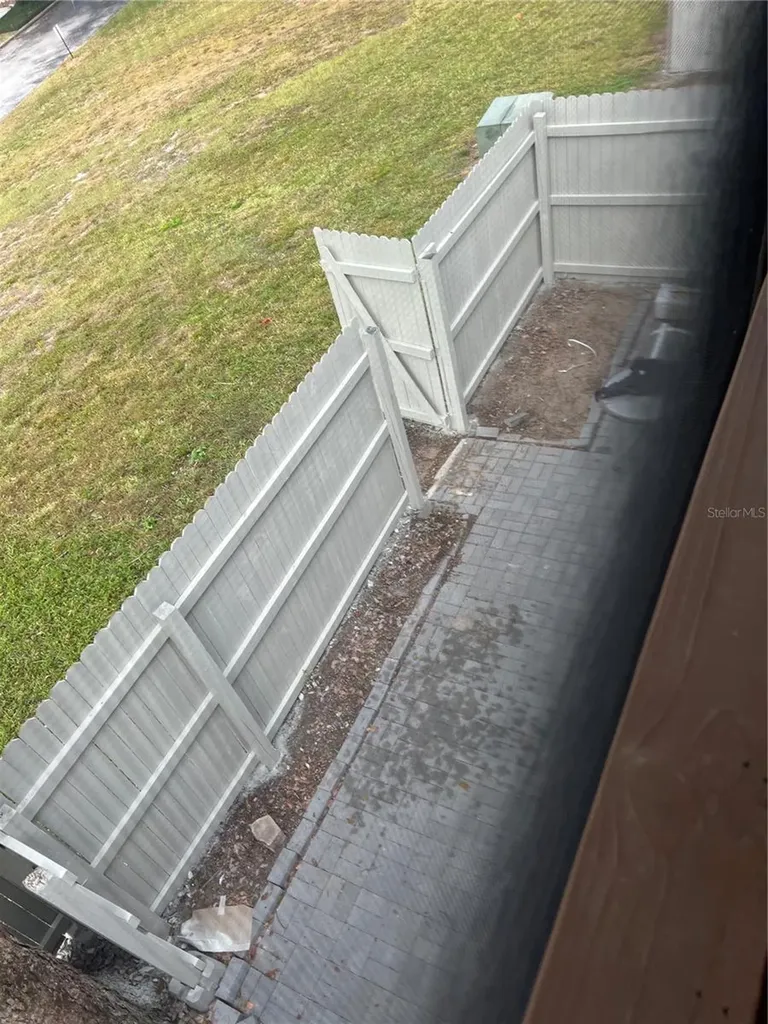 1412 Oak Place Apopka FL 32712