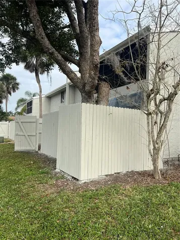 1412 Oak Place Apopka FL 32712