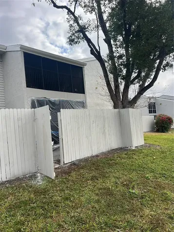 1412 Oak Place Apopka FL 32712