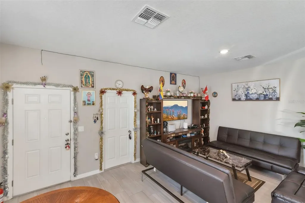 1021/1023 Titcomb Street Eustis FL 32726