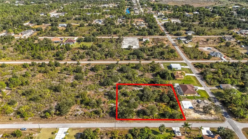 904 Lake Avenue Lehigh Acres FL 33972