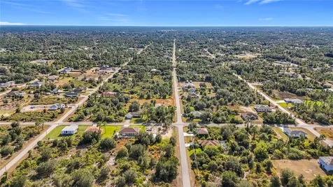 904 Lake Avenue Lehigh Acres FL 33972
