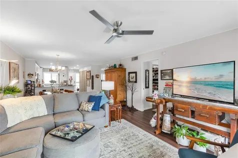 1650 1st Avenue W Bradenton FL 34205