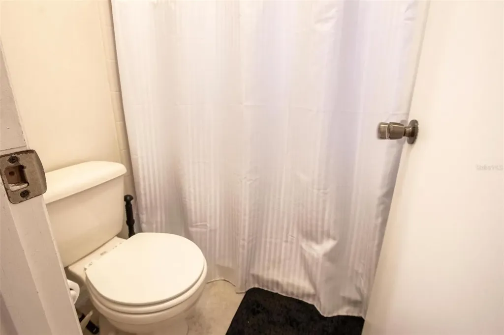 836 Alpine Court Kissimmee FL 34758
