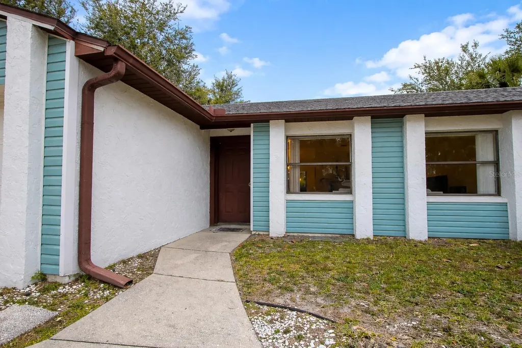 836 Alpine Court Kissimmee FL 34758