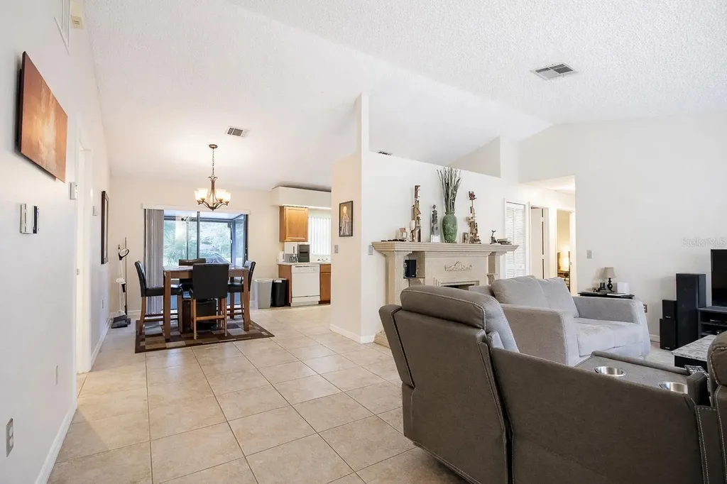 836 Alpine Court Kissimmee FL 34758