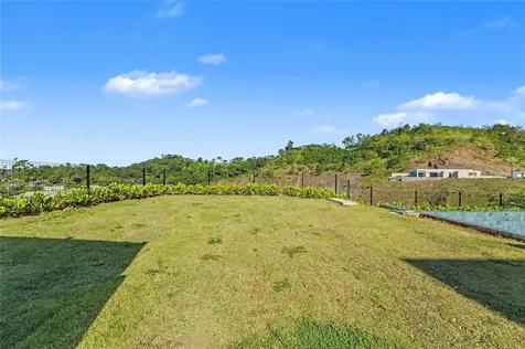 Monte Azul Monteazul Guaynabo PR 00969