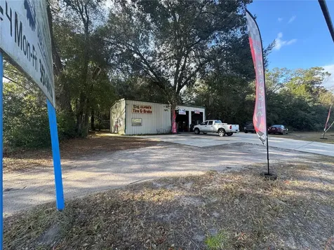 15050 NE Us Highway 301 Waldo FL 32694