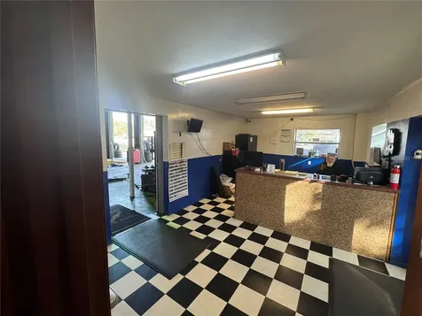 15050 NE Us Highway 301 Waldo FL 32694