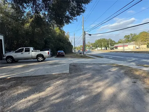 15050 NE Us Highway 301 Waldo FL 32694
