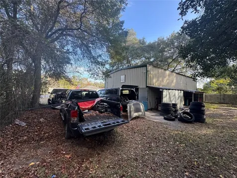 15050 NE Us Highway 301 Waldo FL 32694