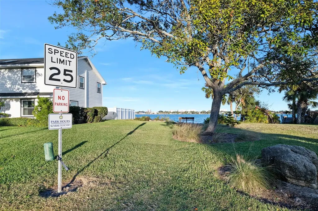 2 Avenue Bonita Ormond Beach FL 32174