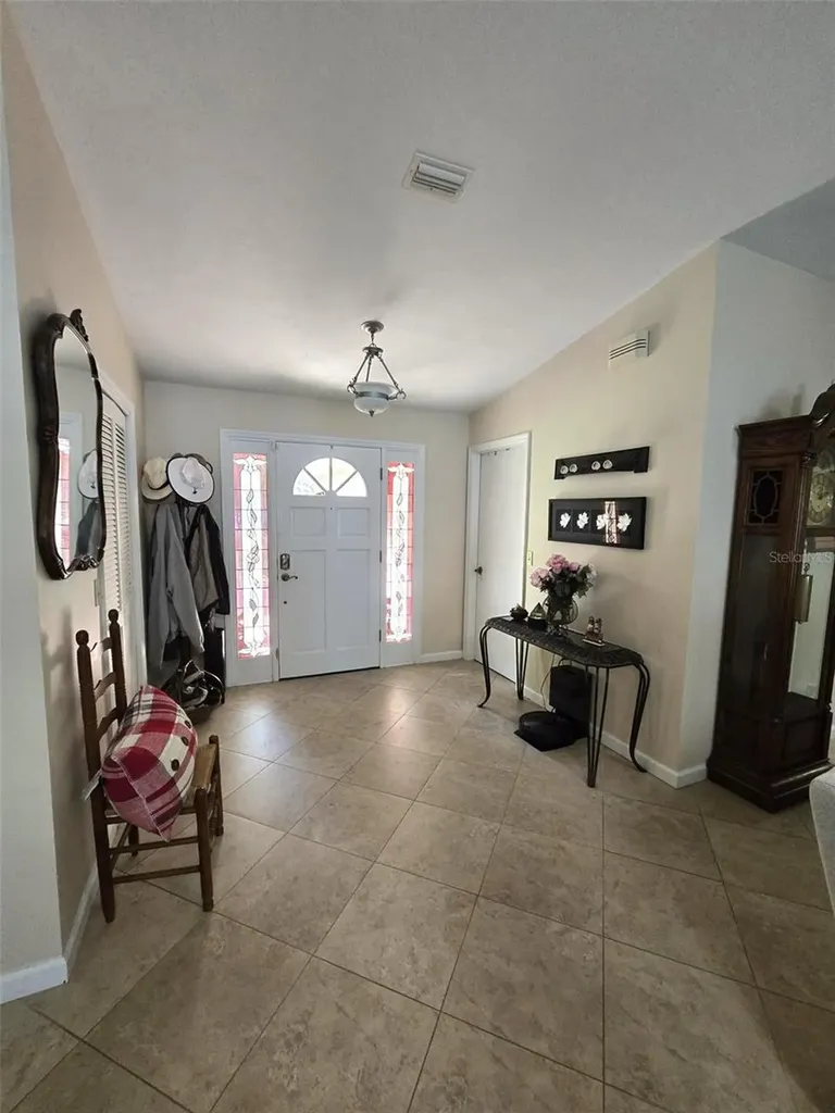 6121 S Sunway Point Floral City FL 34436