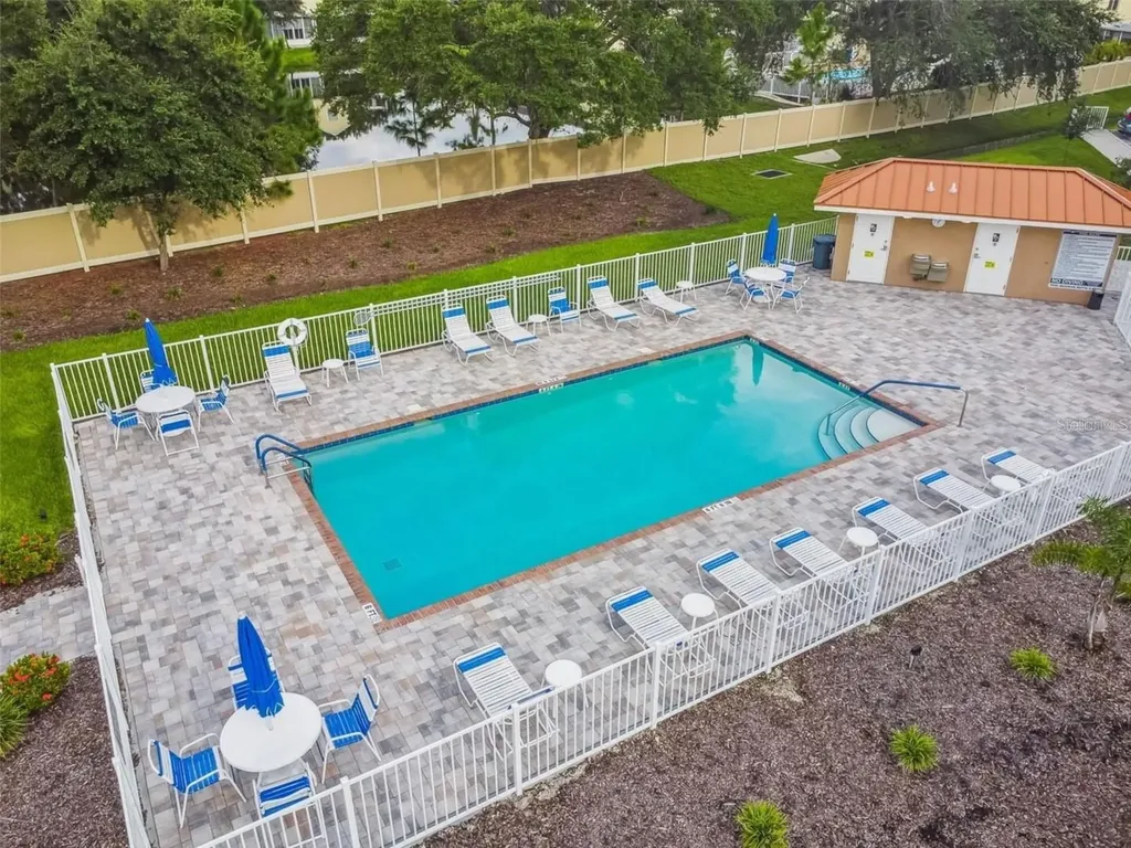 960 Starkey Road Largo FL 33771