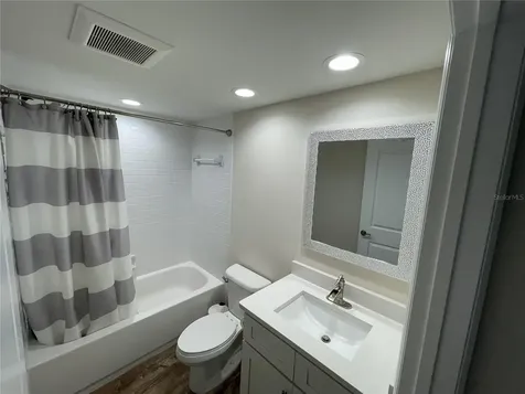 960 Starkey Road Largo FL 33771