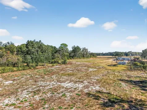 5168 S Us 301 Bushnell FL 33513