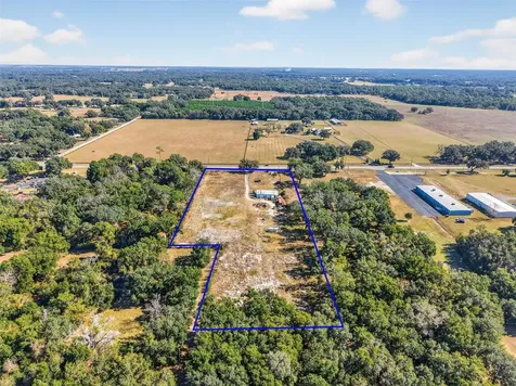 5168 S Us 301 Bushnell FL 33513