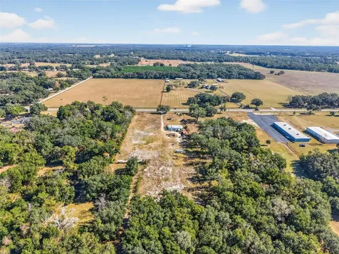 5168 S Us 301 Bushnell FL 33513