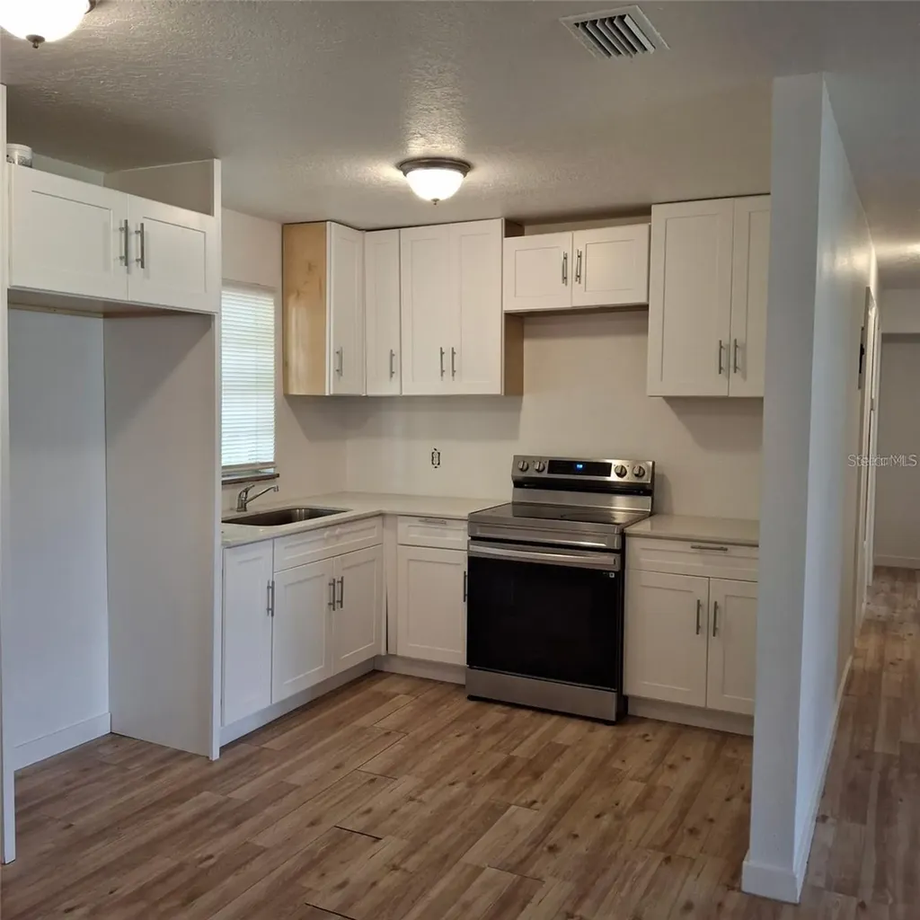 444 Sunnyview Circle Orlando FL 32810
