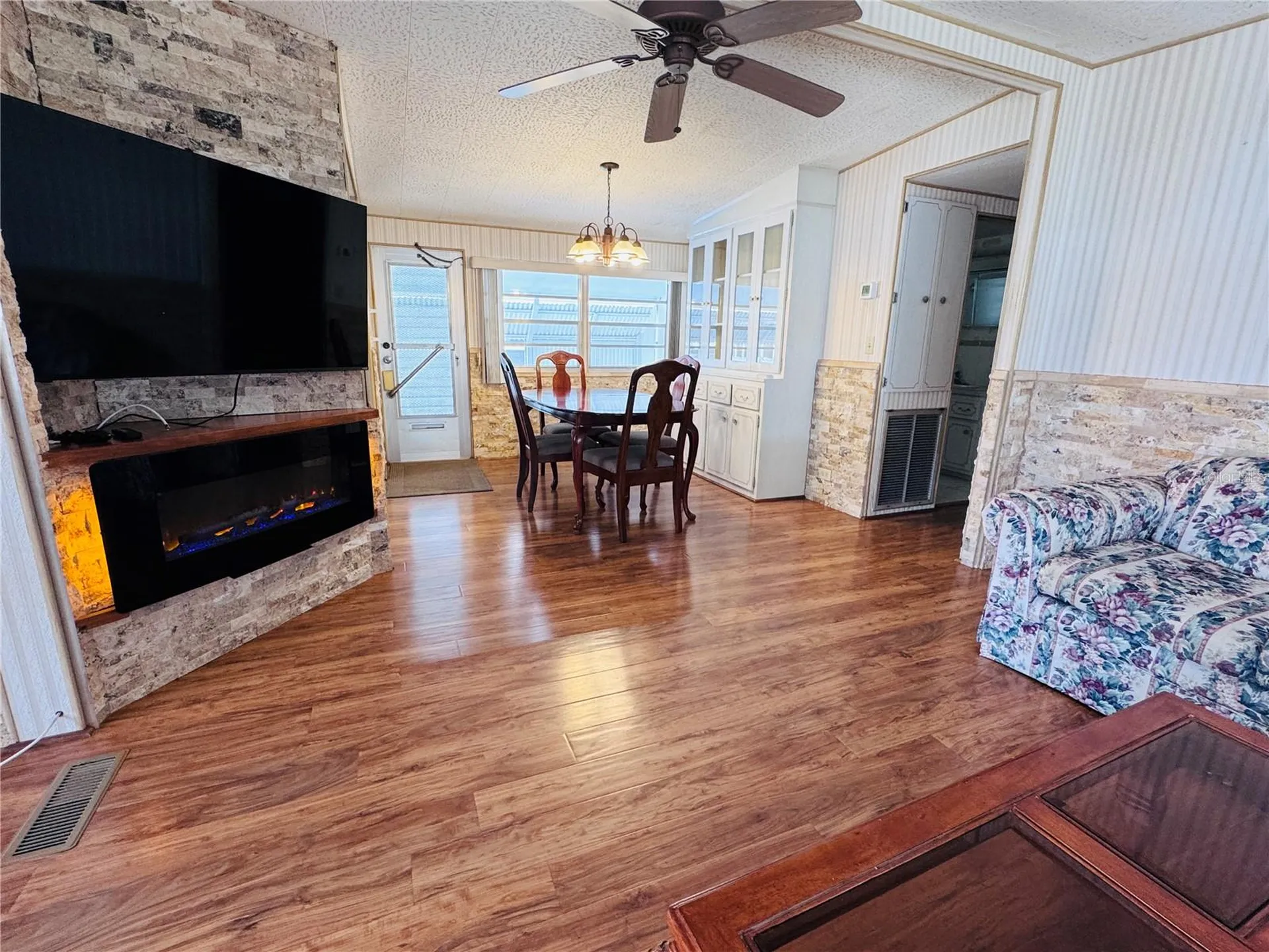 2331 Belleair Road Clearwater FL 33764