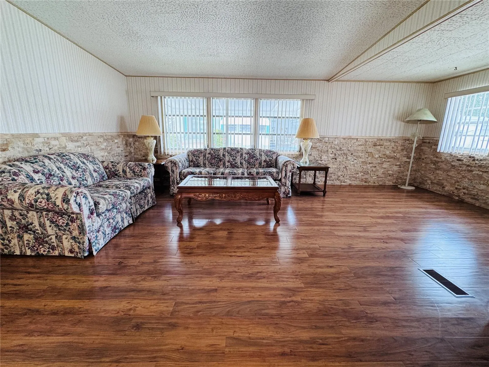 2331 Belleair Road Clearwater FL 33764