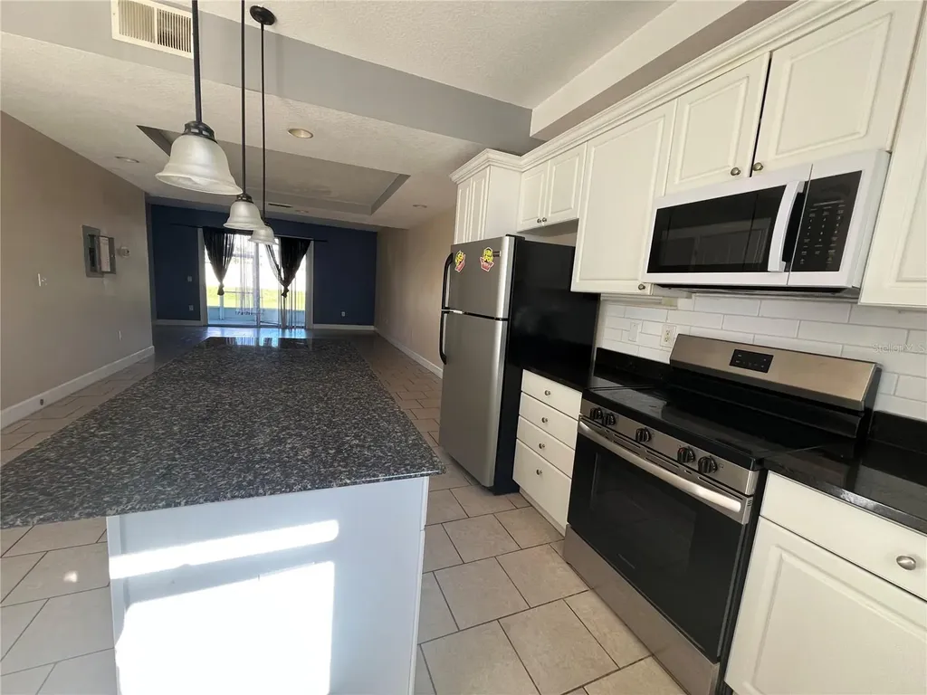 2013 Grand Oak Drive Kissimmee FL 34744