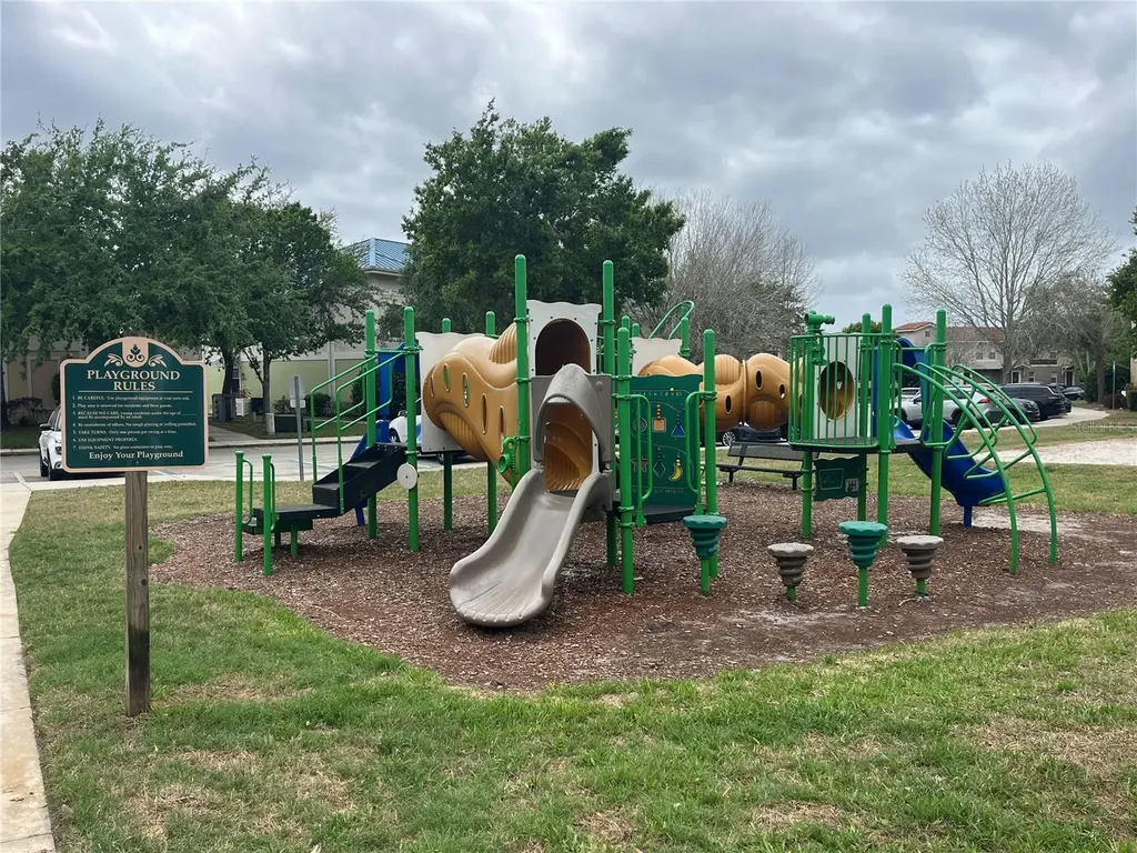 2013 Grand Oak Drive Kissimmee FL 34744