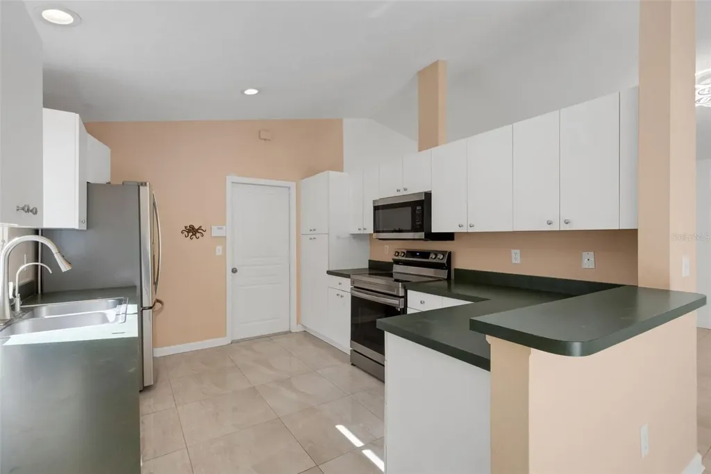 4557 Worcester Road Sarasota FL 34231