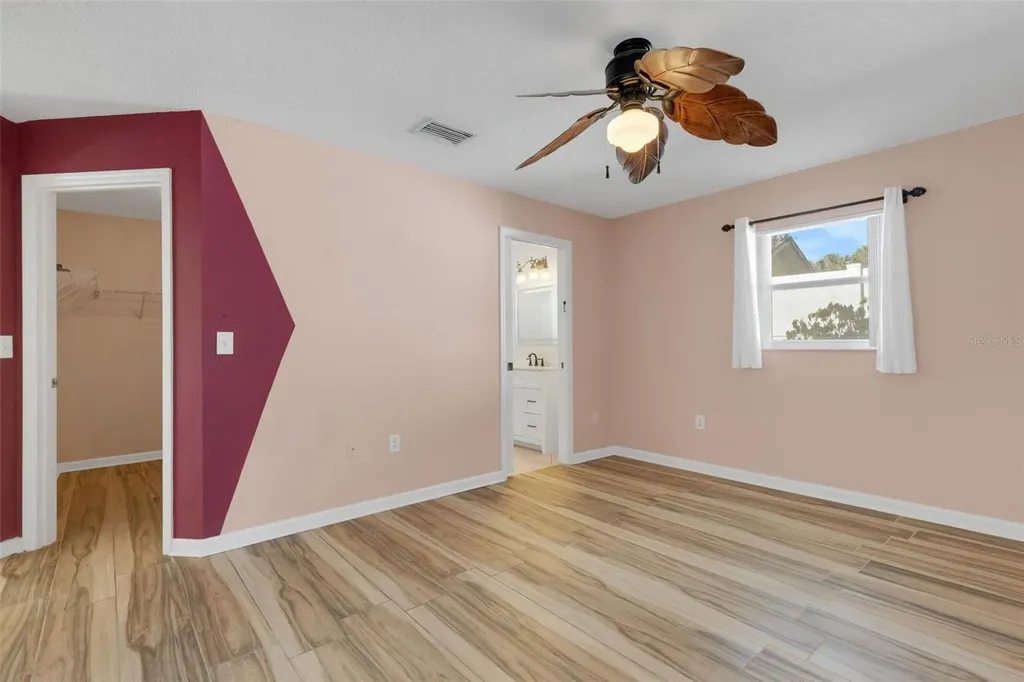 4557 Worcester Road Sarasota FL 34231
