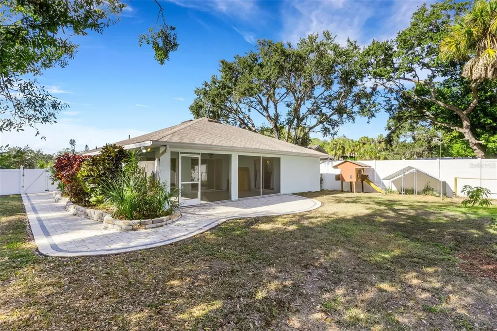 4557 Worcester Road Sarasota FL 34231