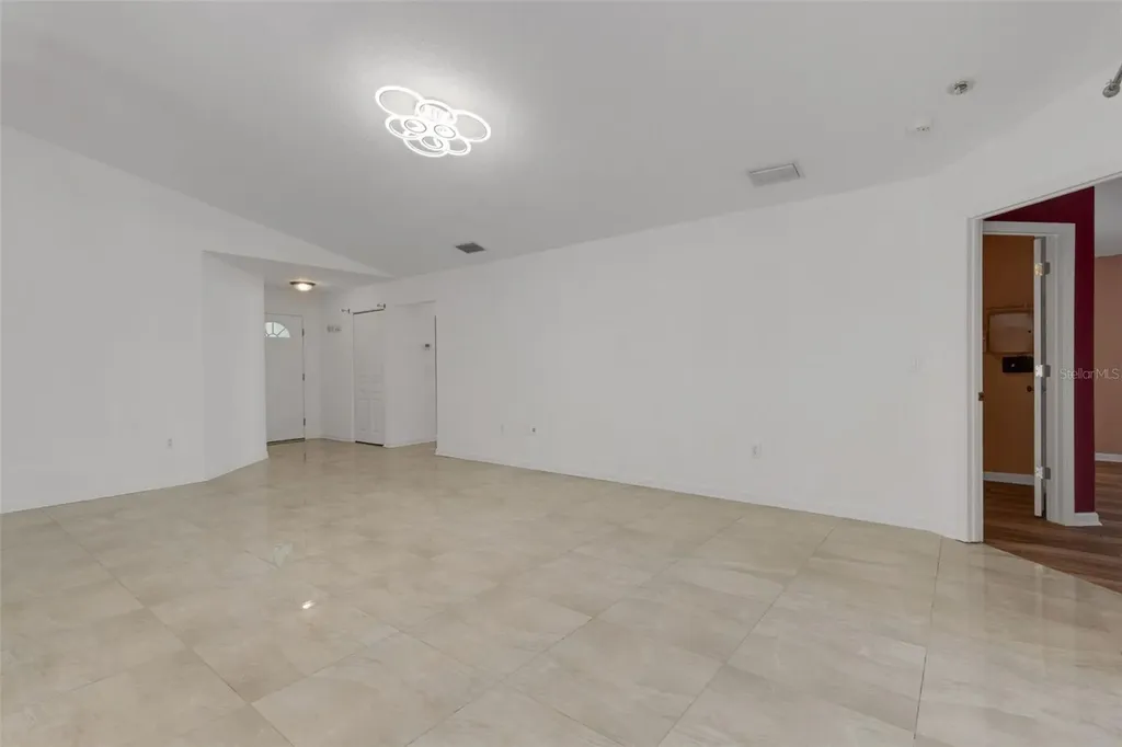 4557 Worcester Road Sarasota FL 34231